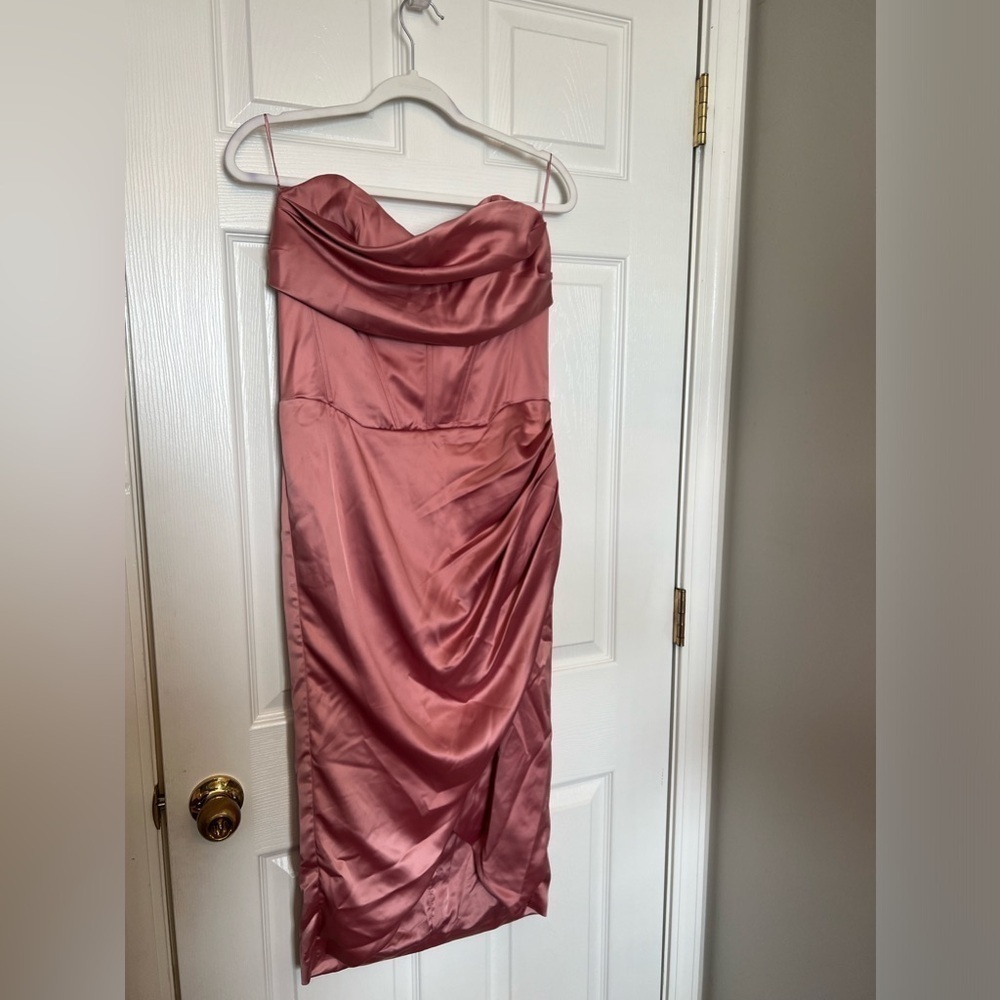 Bardot Jamila Corset Dress in Dusty Rose - Picture 4 of 11